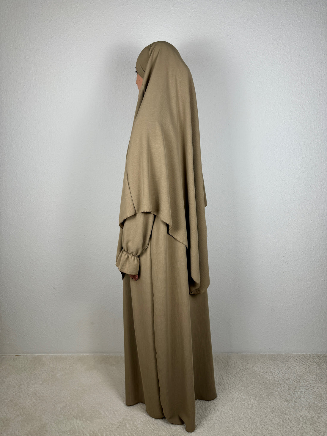 Wann trägt man eine Abaya? Die vielseitige Eleganz der traditionellen Kleidung für Damen